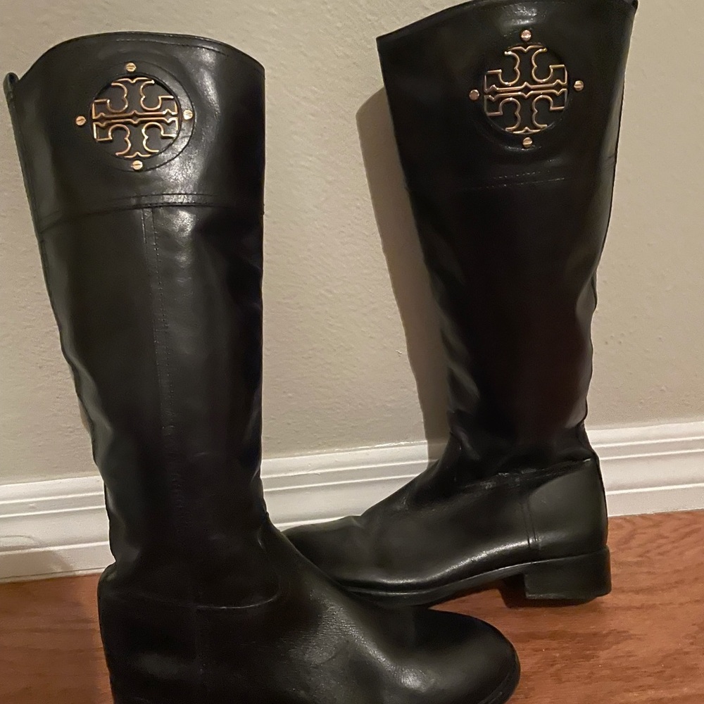 AUTHENTIC TORY BURCH WORN ONCE